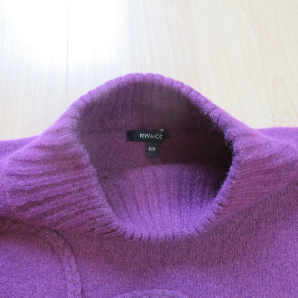 RW&CO. Magenta Cowl Neck Sweater with Heart Detail - Picture 7 of 8